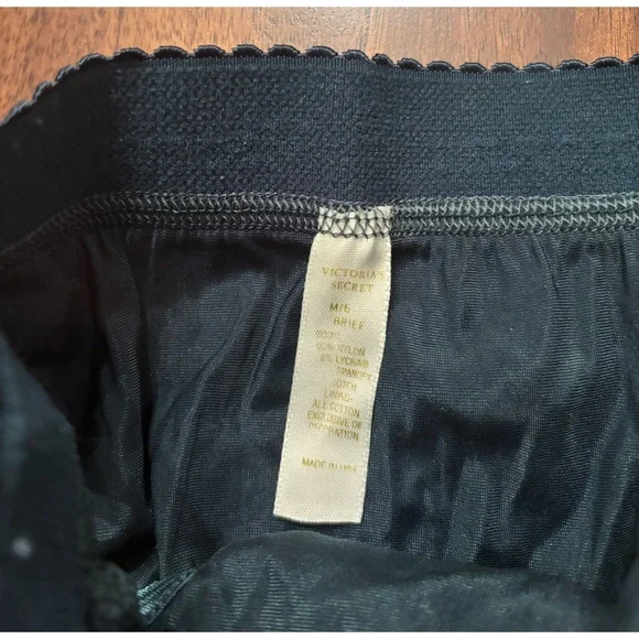 Victoria’s Secret Gold Label Panty - Picture 2 of 3